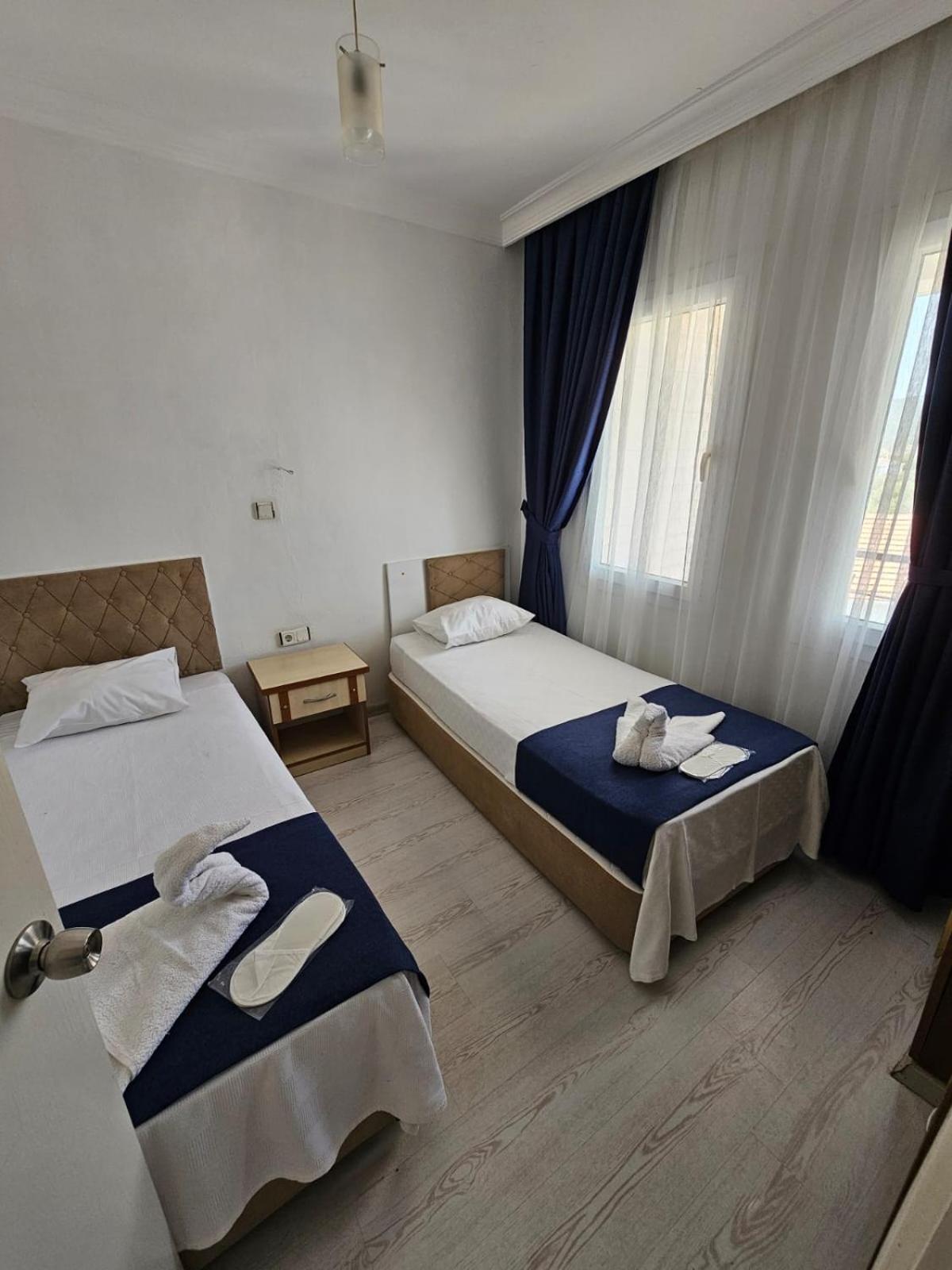 Yenifoca Ersan Hotel 外观 照片